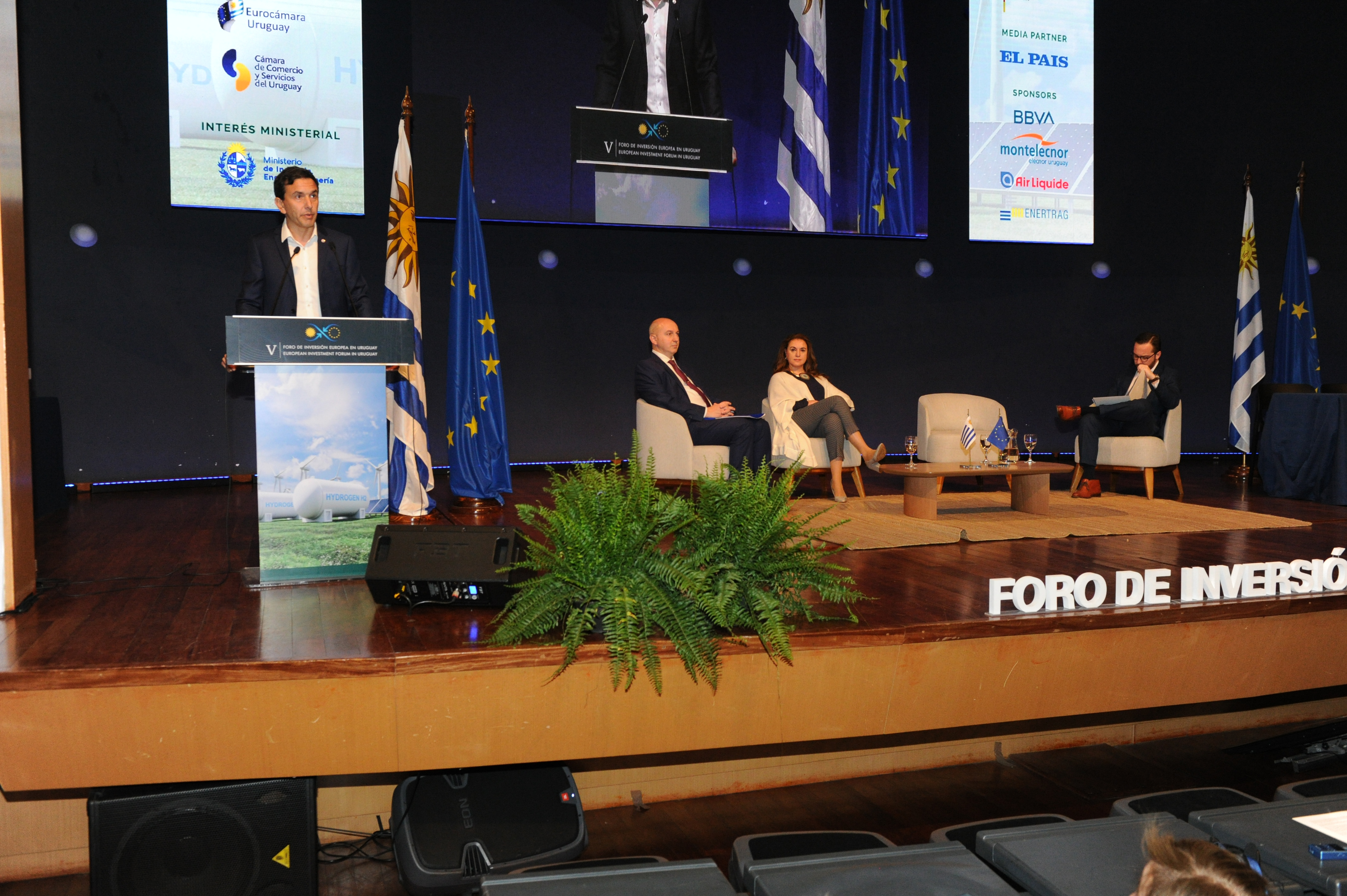 La ministra de Industria, Elisa Facio en apertura del Foro de inversión UE