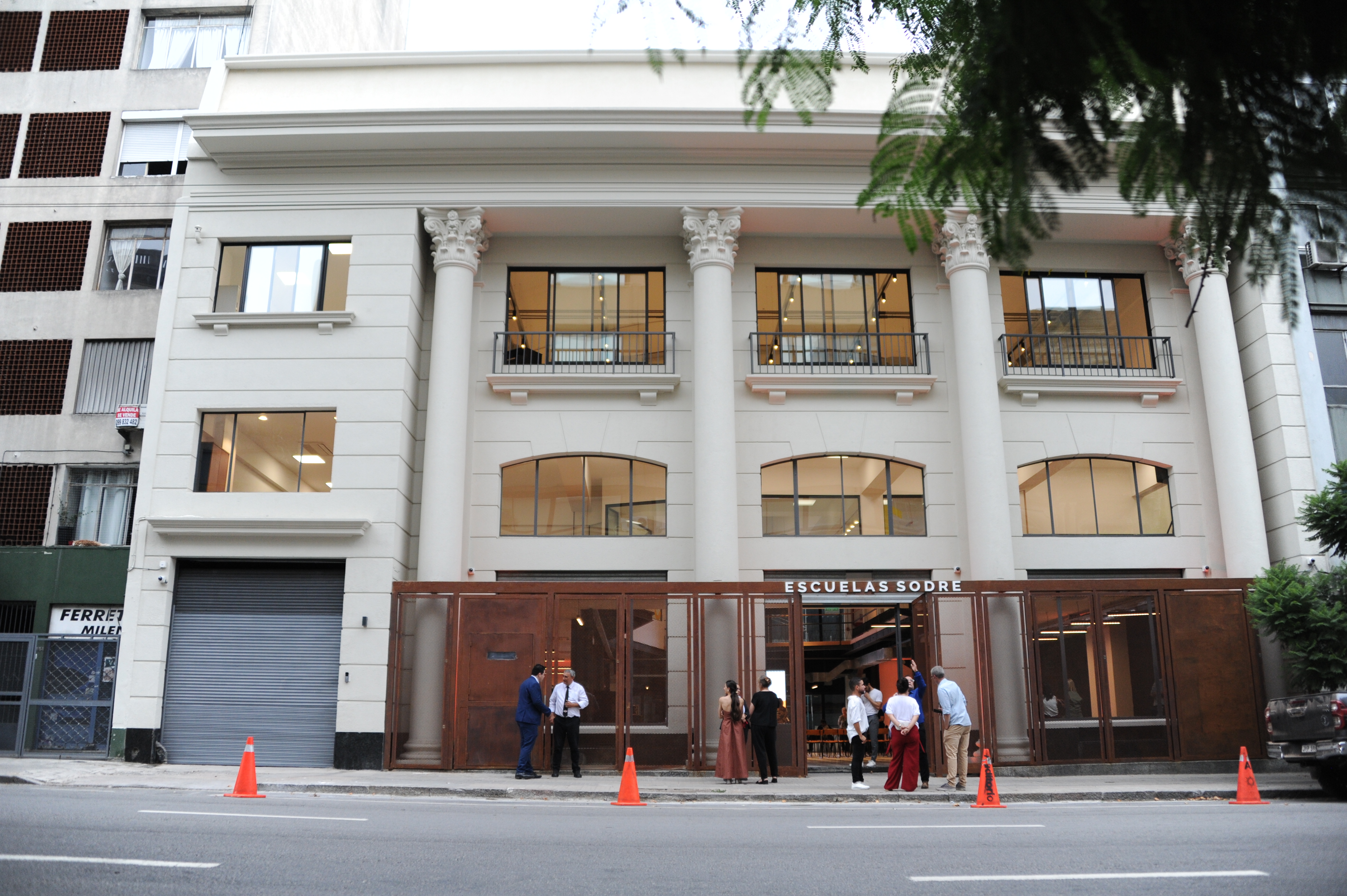 Inauguración del nuevo edificio de las Escuelas Sodre
