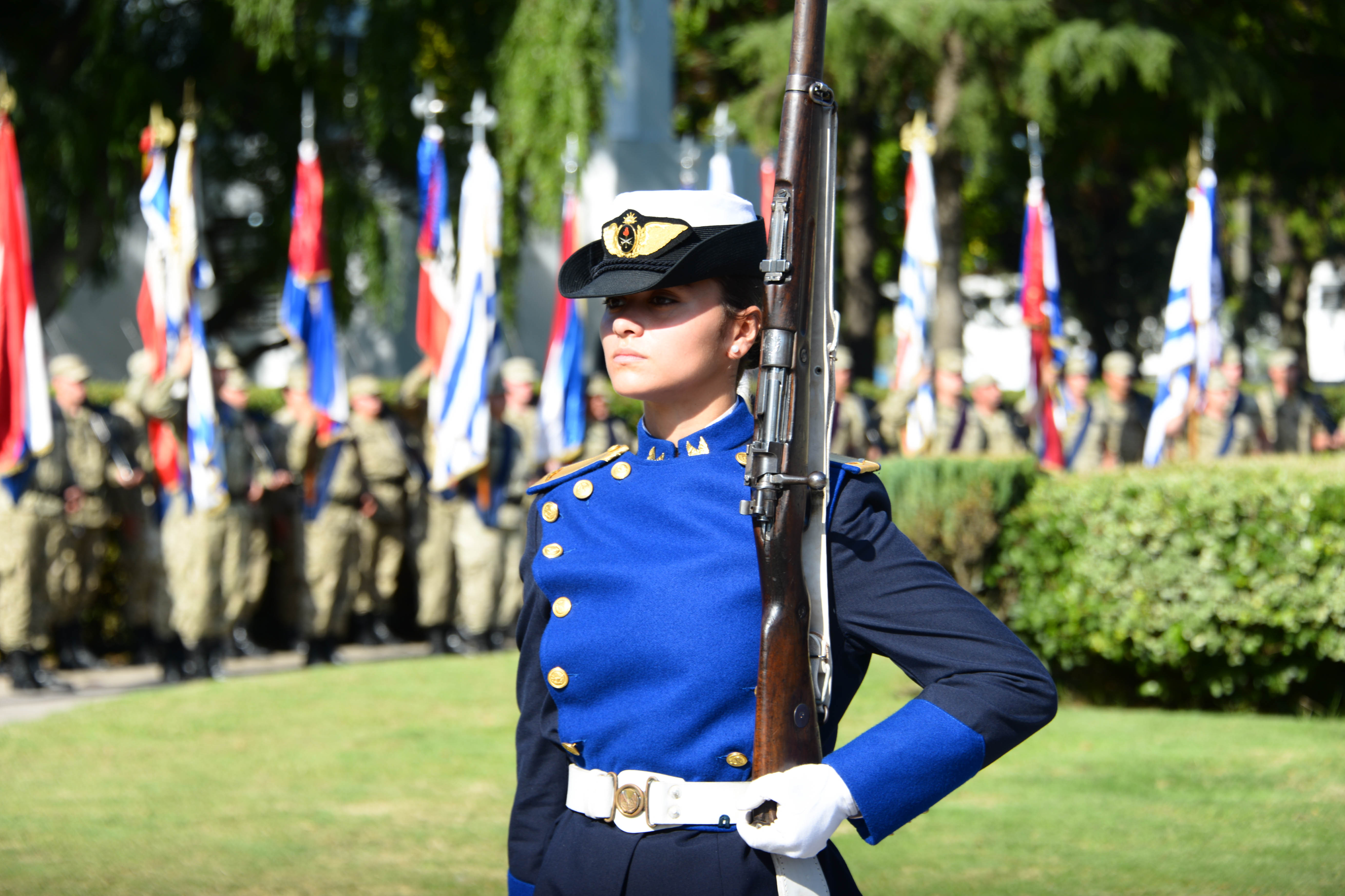 Presidente Yamandú Orsi en aniversario de la Fuerza Aérea Uruguaya