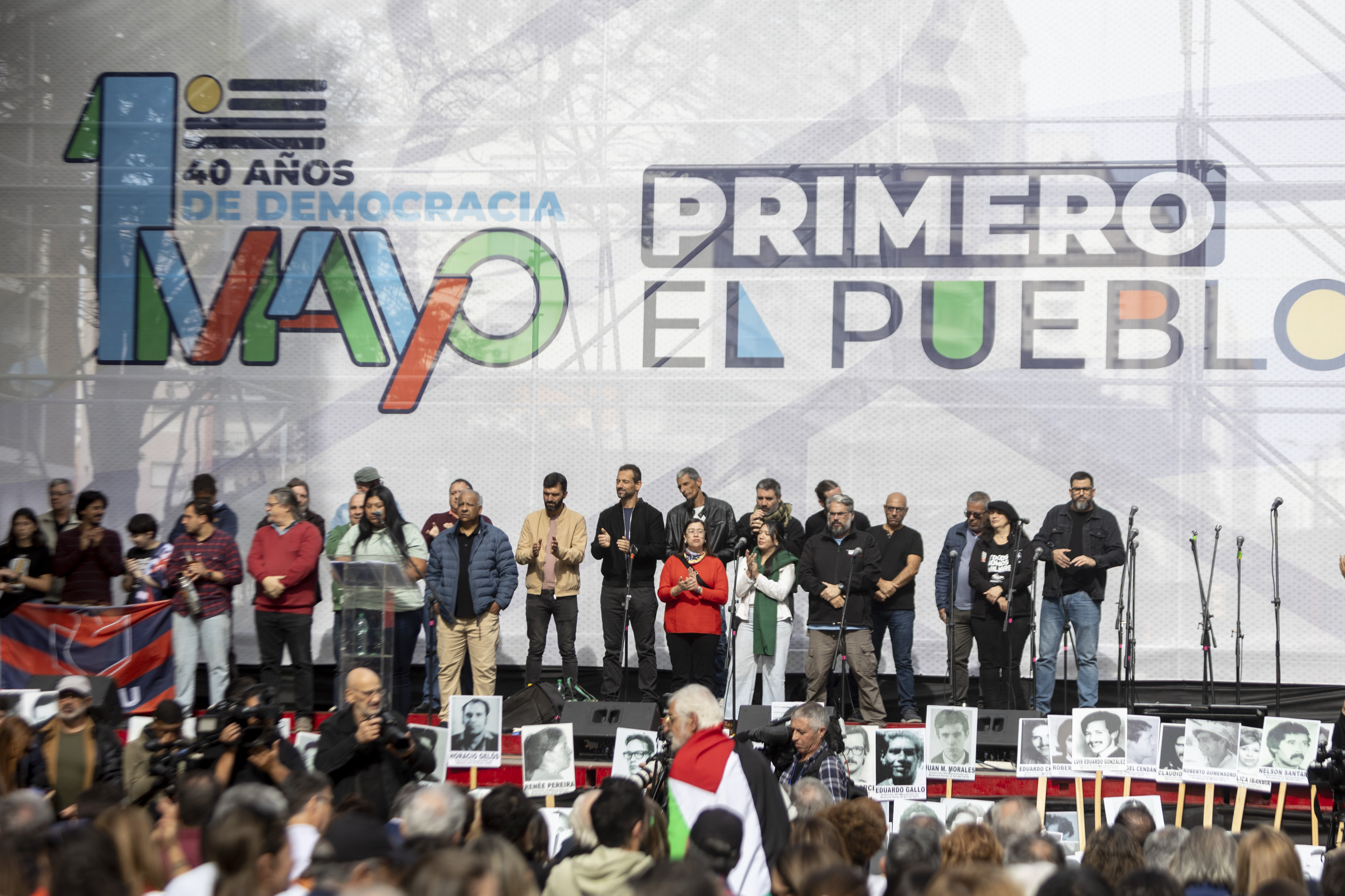 Presidente Yamandú Orsi asistió al acto por el Día Internacional de los Trabajadores