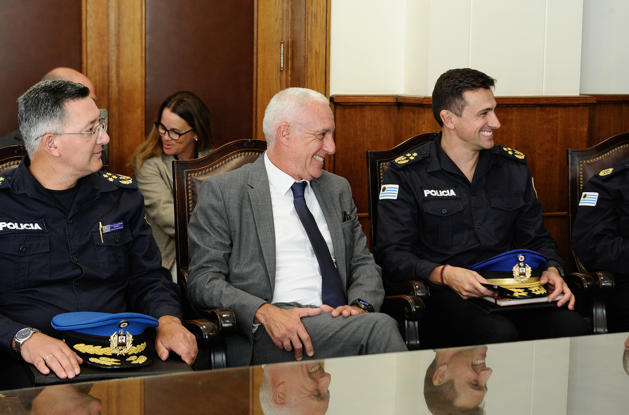 Reunión entre autoridades del Ministerio del Interior y Cámara de Comercio y Servicios