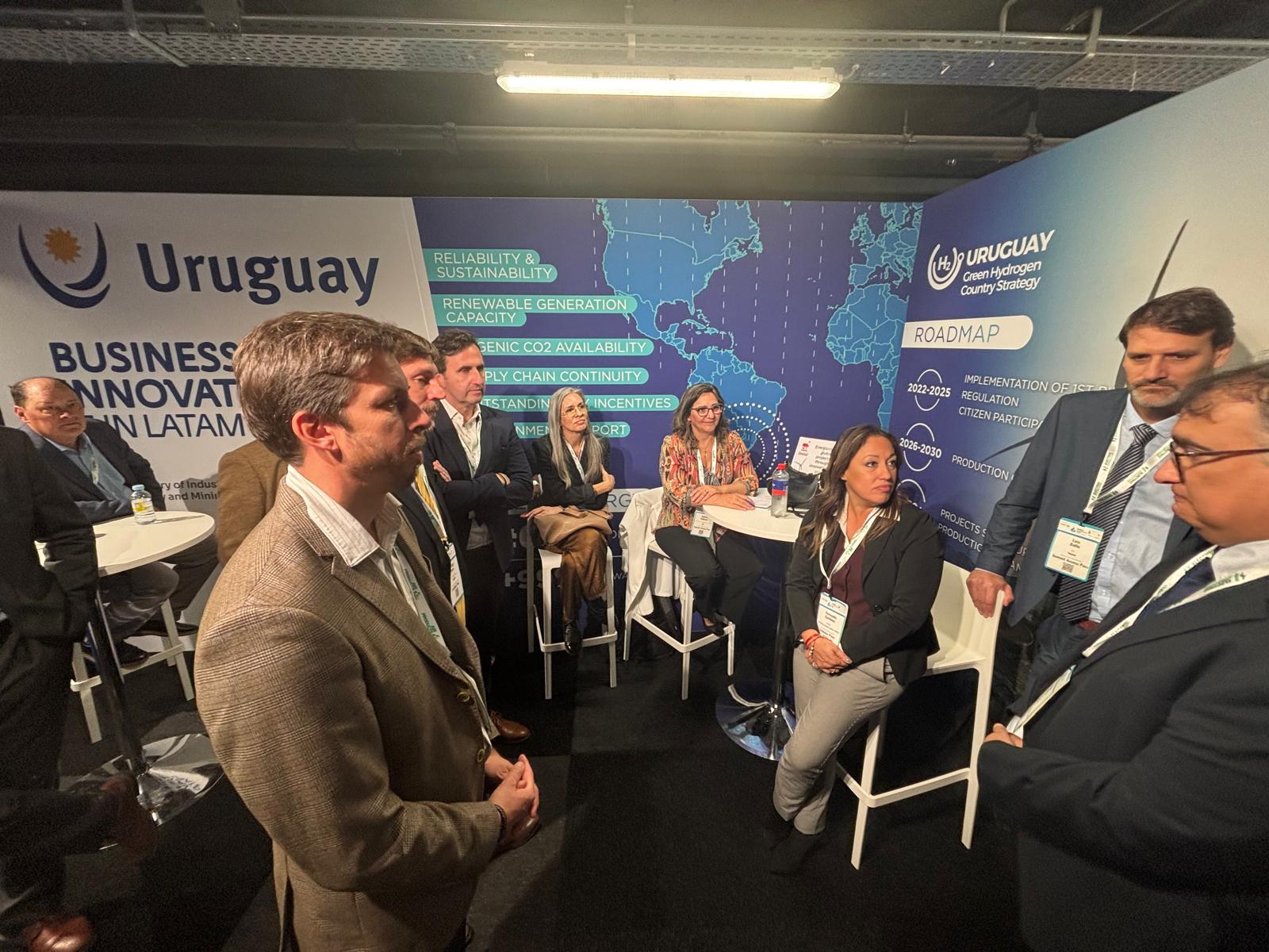 Ministra Cardona lideró una delegación pública que asistió a uno de los eventos de hidrógeno más importantes del mundo