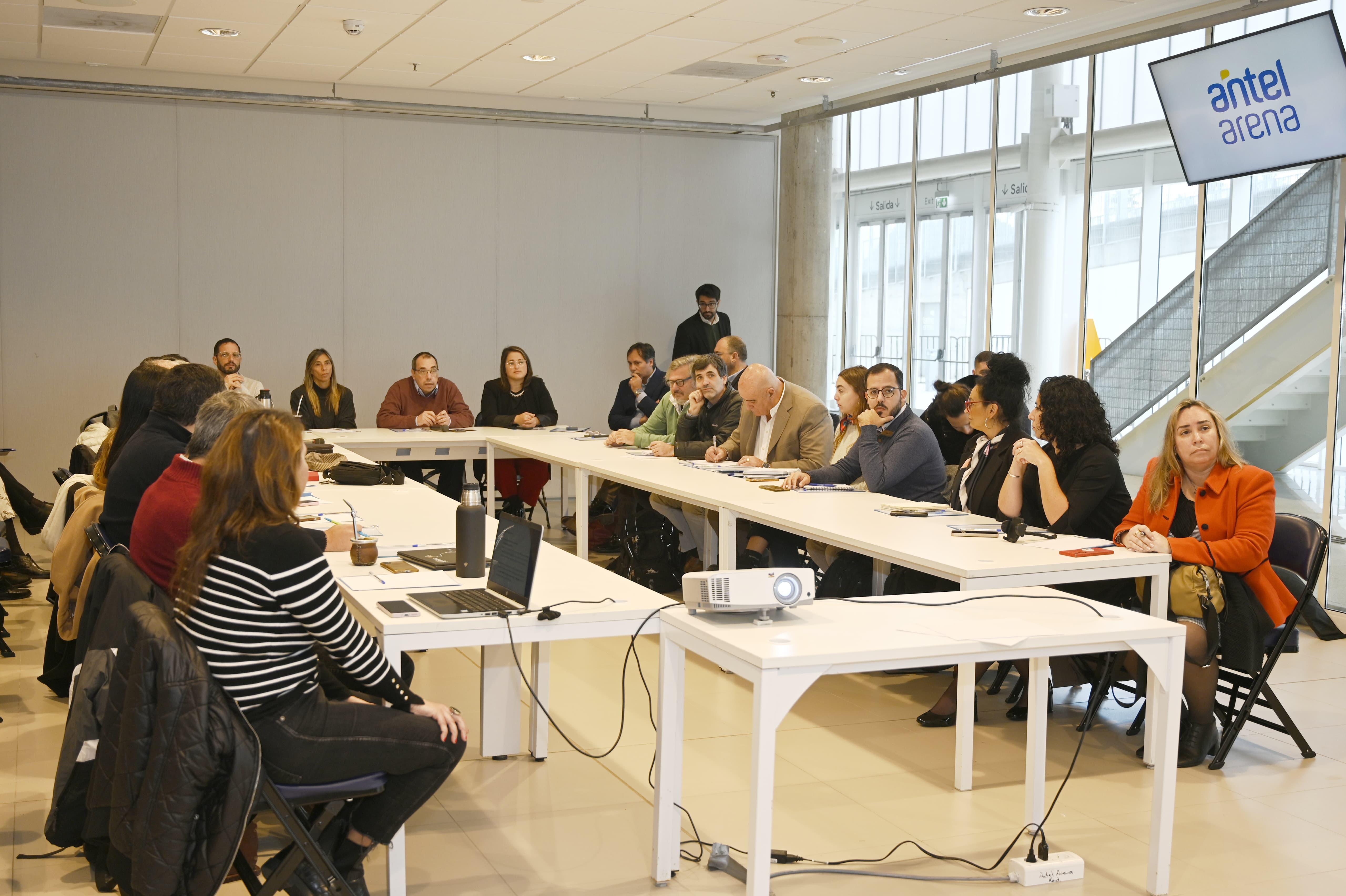 Reunión interinstitucional para trabajar en el Sistema Nacional de Turismo Social