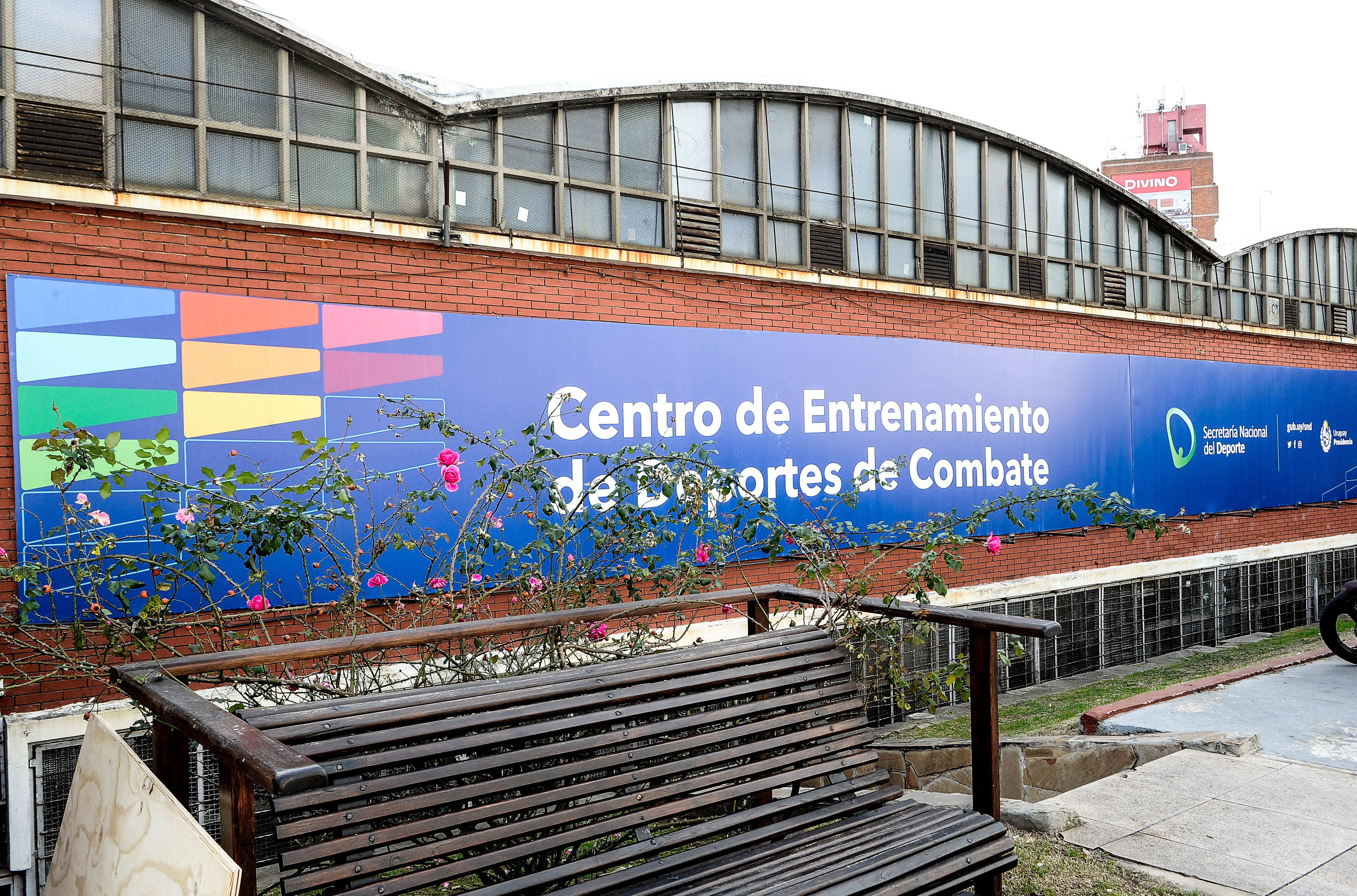 Estudiantes de enseñanza media recibieron reconocimiento por su participación en Juegos Sudamericanos