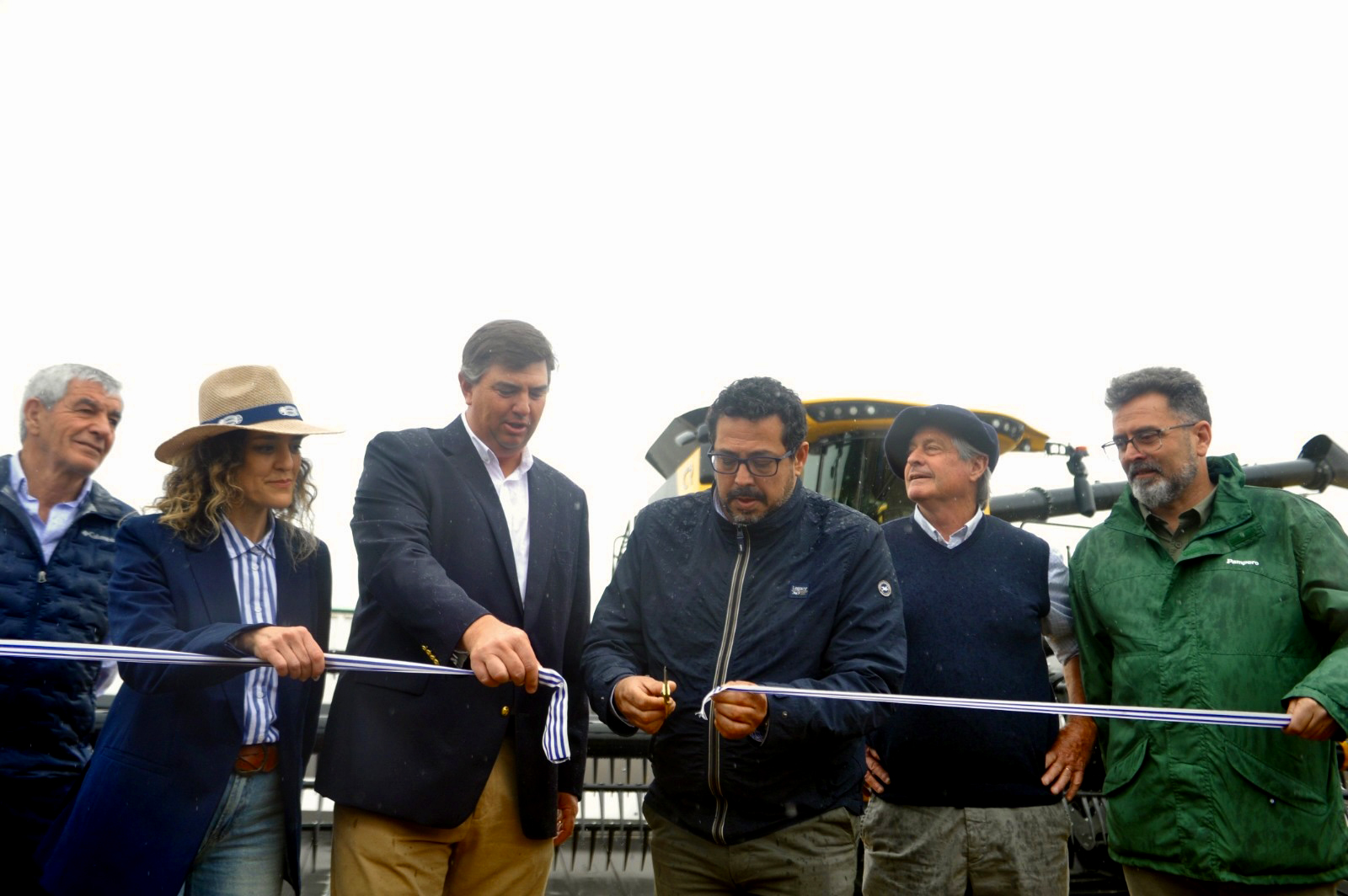 Secretario de Presidencia, Alejandro Sánchez, en inauguración de cosecha de trigo