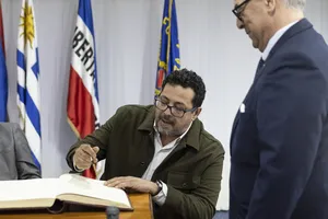 Presidente Orsi partió a la Cumbre de la Celac