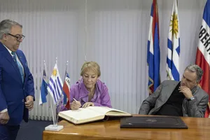 Créditos: Camilo Dos Santos (fotografía) / Presidencia de la República (fuente institucional) Cambio de mando tras misión a Colombia