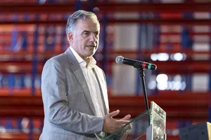 Orsi en inauguración de obras de empresa logística