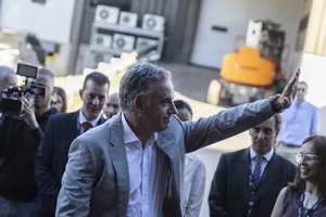 Orsi en inauguración de obras de empresa logística