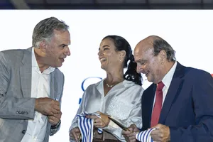 Orsi en inauguración de obras de empresa logística