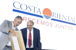 Orsi en inauguración de obras de empresa logística