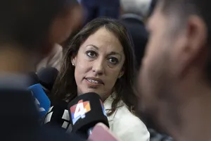 Orsi en inauguración de obras de empresa logística