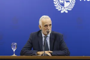 Orsi firmó declaratorias con Sociedad Interamericana de Prensa