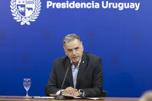 Orsi firmó declaratorias con Sociedad Interamericana de Prensa