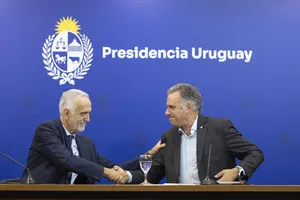 Orsi firmó declaratorias con Sociedad Interamericana de Prensa