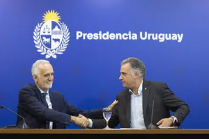 Orsi firmó declaratorias con Sociedad Interamericana de Prensa