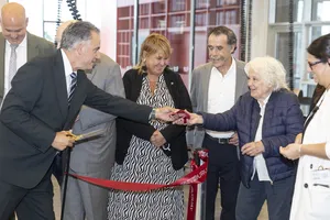 Orsi asistió a la inauguración del centro educativo de Tumo