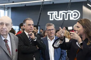 Orsi asistió a la inauguración del centro educativo de Tumo