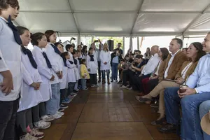 Orsi en inauguración de electrificación rural en Treinta y Tres