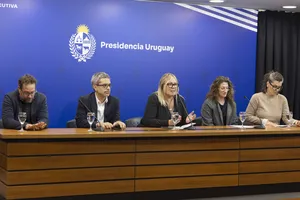 Presidente Orsi recibe a representantes de Neflix