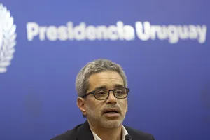 Presidente Orsi recibe a representantes de Neflix