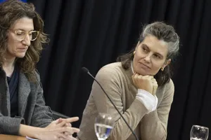 Presidente Orsi recibe a representantes de Neflix