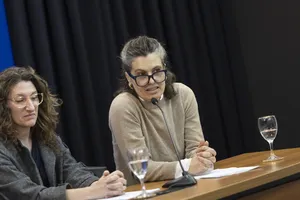 Presidente Orsi recibe a representantes de Neflix