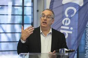 Presidente Orsi en actividad de Ceibal y MEC