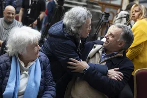 Correo lanza sello conmemorativo en homenaje a José Mujica