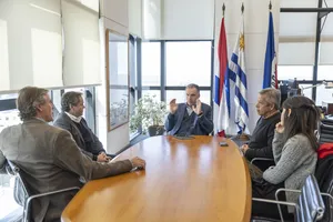 Créditos: Camilo Dos Santos (fotografía) / Presidencia de la República (fuente institucional) Reunión del presidente Orsi con SND y Asociación de Polo