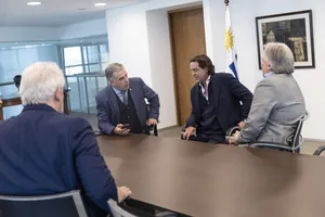 Orsi recibió a representantes de la AUF y de la Secretaría Nacional del Deporte
