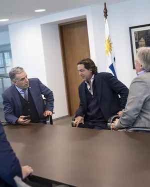 Orsi recibió a representantes de la AUF y de la Secretaría Nacional del Deporte