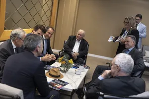 Orsi participó de la clausura del foro Uruguay-Unión Europea a cargo de Enrique Iglesias