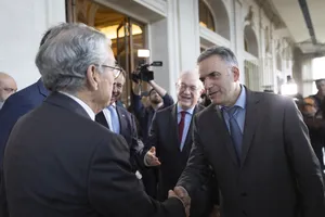 Orsi participó de la clausura del foro Uruguay-Unión Europea a cargo de Enrique Iglesias