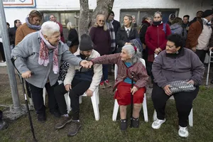 Inauguración de la iluminación de la primera cancha de baby fútbol