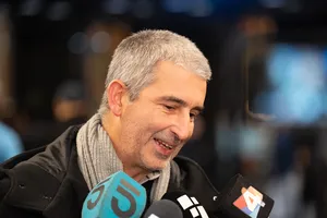 Estudiantes de liceos y UTU alentaron a la selección uruguaya en el auditorio del Sodre