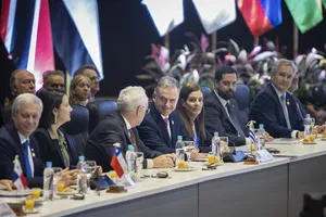 Presidente Orsi asistió a la 68.ª Cumbre del Mercosur en Paraguay