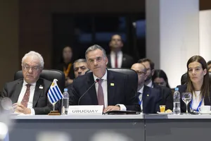 Presidente Orsi asistió a la 68.ª Cumbre del Mercosur en Paraguay