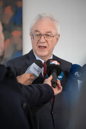 Ministro Lubetkin recibió al presidente chileno José Antonio Kast