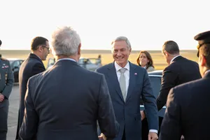 Ministro Lubetkin recibió al presidente chileno José Antonio Kast