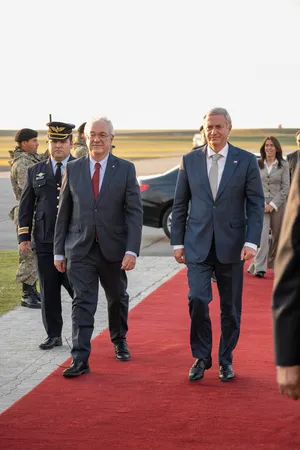 Ministro Lubetkin recibió al presidente chileno José Antonio Kast