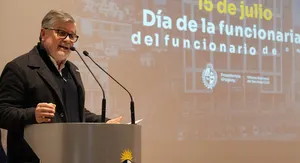 Créditos: Manuel Tort (fotografía) / Presidencia de la República (fuente institucional) Conmemoración del Día del Funcionario de la Oficina Nacional del Servicio Civil