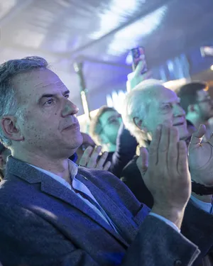 Presidente de la República, Yamandú Orsi, en presentación de Tesla en Uruguay