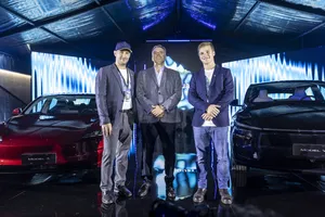 Presidente de la República, Yamandú Orsi, en presentación de Tesla en Uruguay