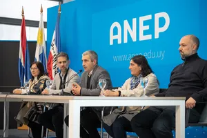 ANEP firmó convenio con la fundación Teletón para formación de docentes