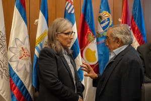 Presidente Orsi en asunción de autoridades del Congreso de Intendentes