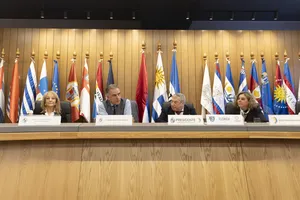 Presidente Orsi en asunción de autoridades del Congreso de Intendentes