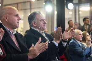 Presidente Orsi en inauguración de centro de salud de Comeca en Santa Lucía