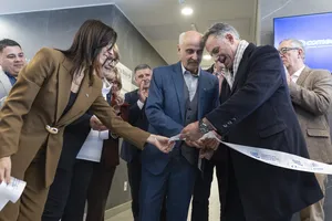 Presidente Orsi en inauguración de centro de salud de Comeca en Santa Lucía