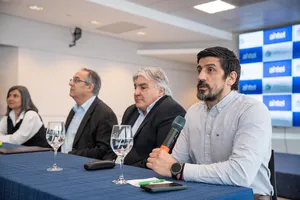 Antel y MEC firman acuerdo que promueve universalización del acceso a las TICs